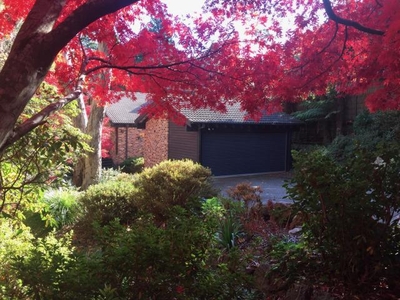 4 Bedroom Detached House Leura NSW For Sale At