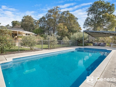 1 Craigie Place mundaring WA 6073