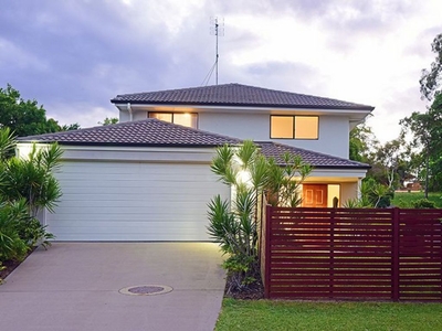 1 Lotte Place, Caloundra West QLD 4551 - House For Lease