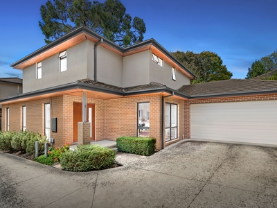 Style, space and serenity in a bountiful Bayswater North position