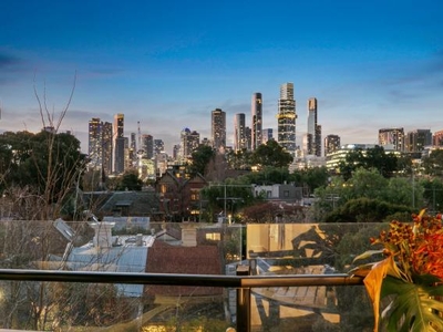 2 Bedroom Apartment Unit South Melbourne VIC For Sale At