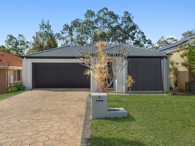 4 St John Place, Springfield Lakes, QLD 4300