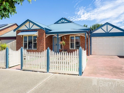49 Foxwood Drive, Point Cook, VIC 3030