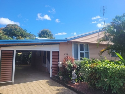 27 Marina Parade, Ingham, QLD 4850