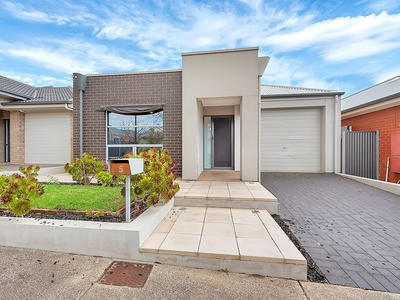 5 Teviot Place, Blakeview SA 5114 - House For Sale