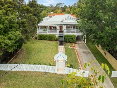 Queenslander Character in the Heart of Ashgrove