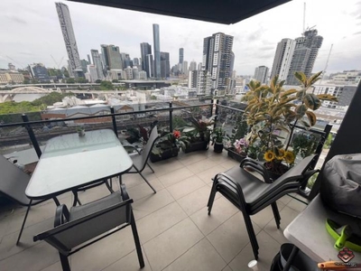 2 Bedroom Apartment Unit South Brisbane QLD For Rent At 720