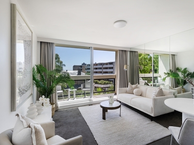Bayside Living With Balcony In Seidler Building With Pool