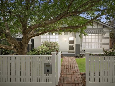 4 Bedroom Detached House Pascoe Vale VIC For Sale At