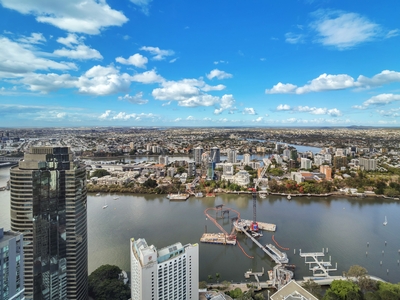 2 Bedroom Apartment with Panoramic City & Story Bridge views from Level 55