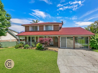 3 Lockhart Avenue, Castle Hill NSW 2154 - House For Lease