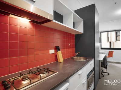 Superb Studio Apartment – INVESTOR ONLY $320pw rent