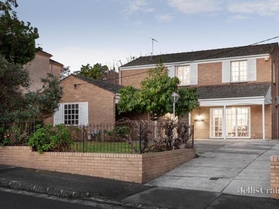 5 Bedroom Detached House Kew VIC For Sale At