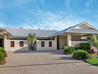 3 Bedroom Detached House Rosebery NT For Sale At 400000