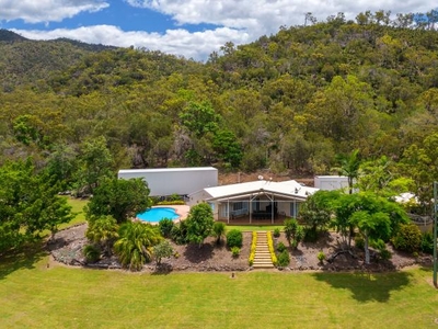 4 Bedroom Detached House Widgee QLD For Sale At