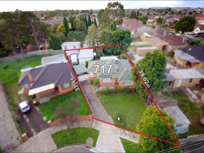 5 Bedroom Detached House Thomastown VIC For Sale At