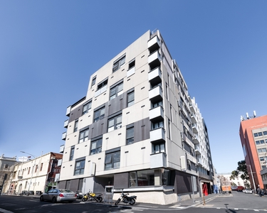 Great Student Accommodation - Call 9373 6800 to inspect!