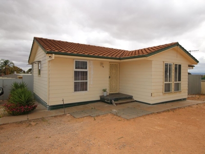 38 Chinnery Street, Port Augusta West SA 5700 - House For Lease