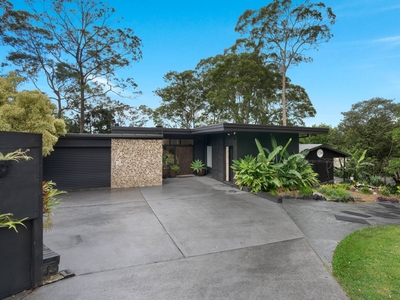 12 Mattes Way BOMADERRY, NSW 2541