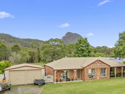 46 Parkview Road, Glass House Mountains, QLD 4518