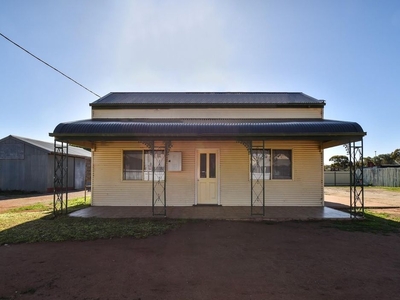 198 Rakow Street, Broken Hill NSW 2880 - House For Sale