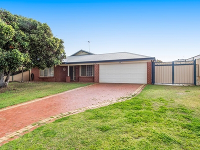 40 Admiralty Crescent, Halls Head WA 6210 - House For Lease