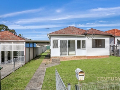 80 Eve Street, Guildford NSW 2161 - House Auction