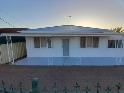 5 Bedroom Detached House Port Augusta SA For Sale At 309000