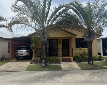 Affordable spacious and immaculate villa in an over 50's gated community in Bongaree.