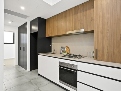 Contemporary 1 Bedroom with Parking