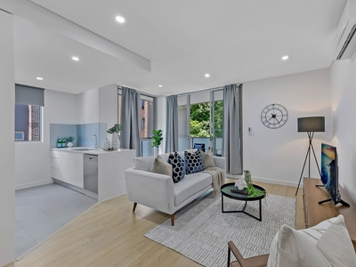 Luxury Modern Living in Asquith Rise