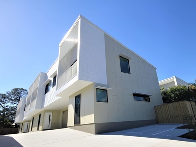 4/64 Anzac Avenue, Maroochydore QLD 4558 - Townhouse For Lease