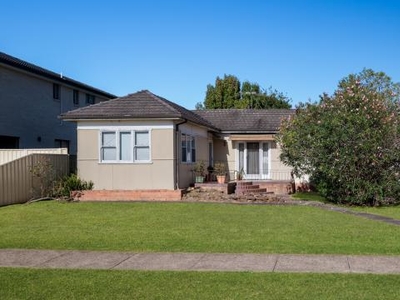 3 Bedroom Detached House Ingleburn NSW For Sale At 3250000