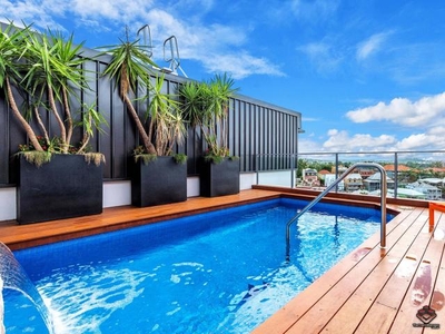 2 Bedroom Apartment Unit Spring Hill QLD For Sale At 620000