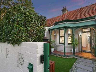 3 bedroom, Cammeray NSW 2062