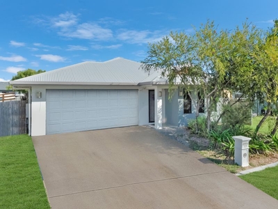 Modern and Spacious 4 Bedroom Home in Mount Low - A Perfect Investment Opportunity!