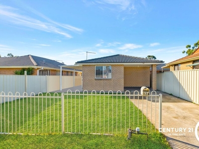 12a Mulgara Place, Bossley Park NSW 2176 - House For Lease