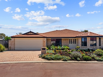 PERFECT SPACIOUS FAMILY HOME, READY TO MOVE IN AND ENJOY!