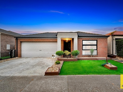 Immaculately Presented Family Home in a Premium Location in 'Rise Estate' Tarneit !!!