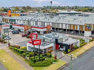 KFC, 393 Bridge Street , Wilsonton, QLD 4350