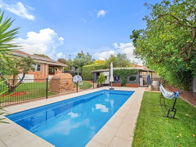 ***PLEASE NOTE THIS PROPERTY WILL GO TO AUCTION ON THE 9TH OF MAY 2023 AT 5PM IN ROOM AT 2/14 WALES STREET, BELCONNEN ACT 2617***