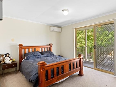 3 bedroom, Runcorn QLD 4113