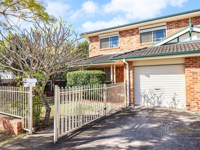2/99A Bungaree Road, Pendle Hill, NSW 2145