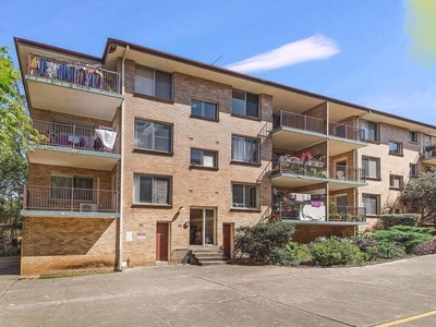 11/12 Early Street, Parramatta NSW 2150 - Unit For Lease