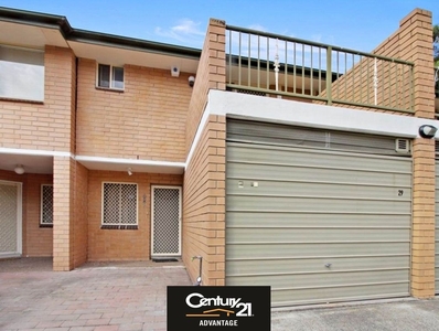 29/3 Reid Avenue, Westmead NSW 2145 - Townhouse For Lease