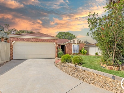 8 Kingfisher Drive East, Moama NSW 2731 - House For Lease