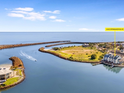 Outstanding Marina Living with Prime Waterfrontage