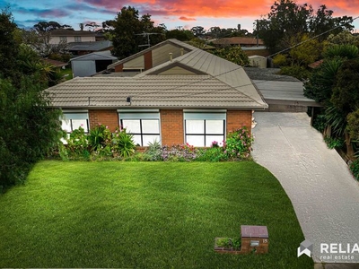 15 Queensbury Way, Werribee, VIC 3030