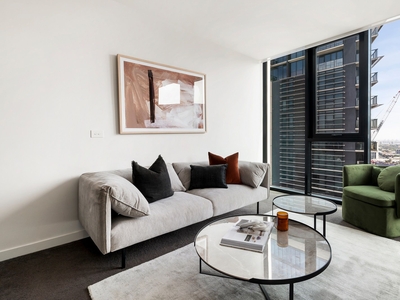 Luxury Living with Stunning Views: 2 Bedroom Platinum Apartment