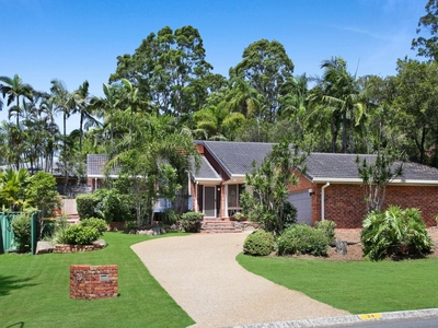 QUIET FAMILY HOME SITUATED IN THE BEAUTIFUL ROBINA WOODS